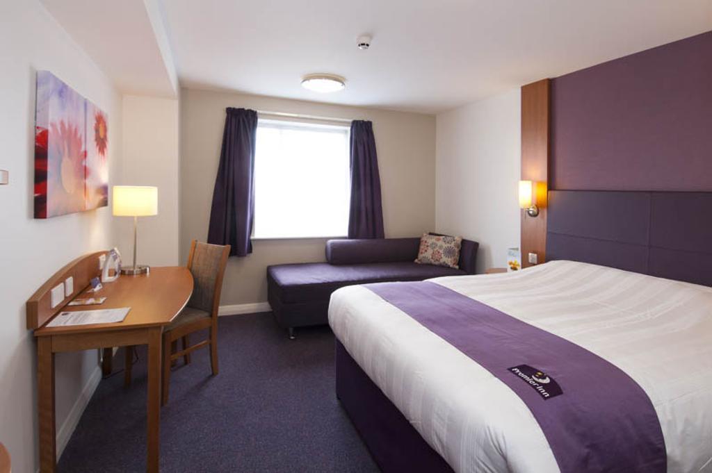 Premier Inn Braintree - A120 Exterior foto